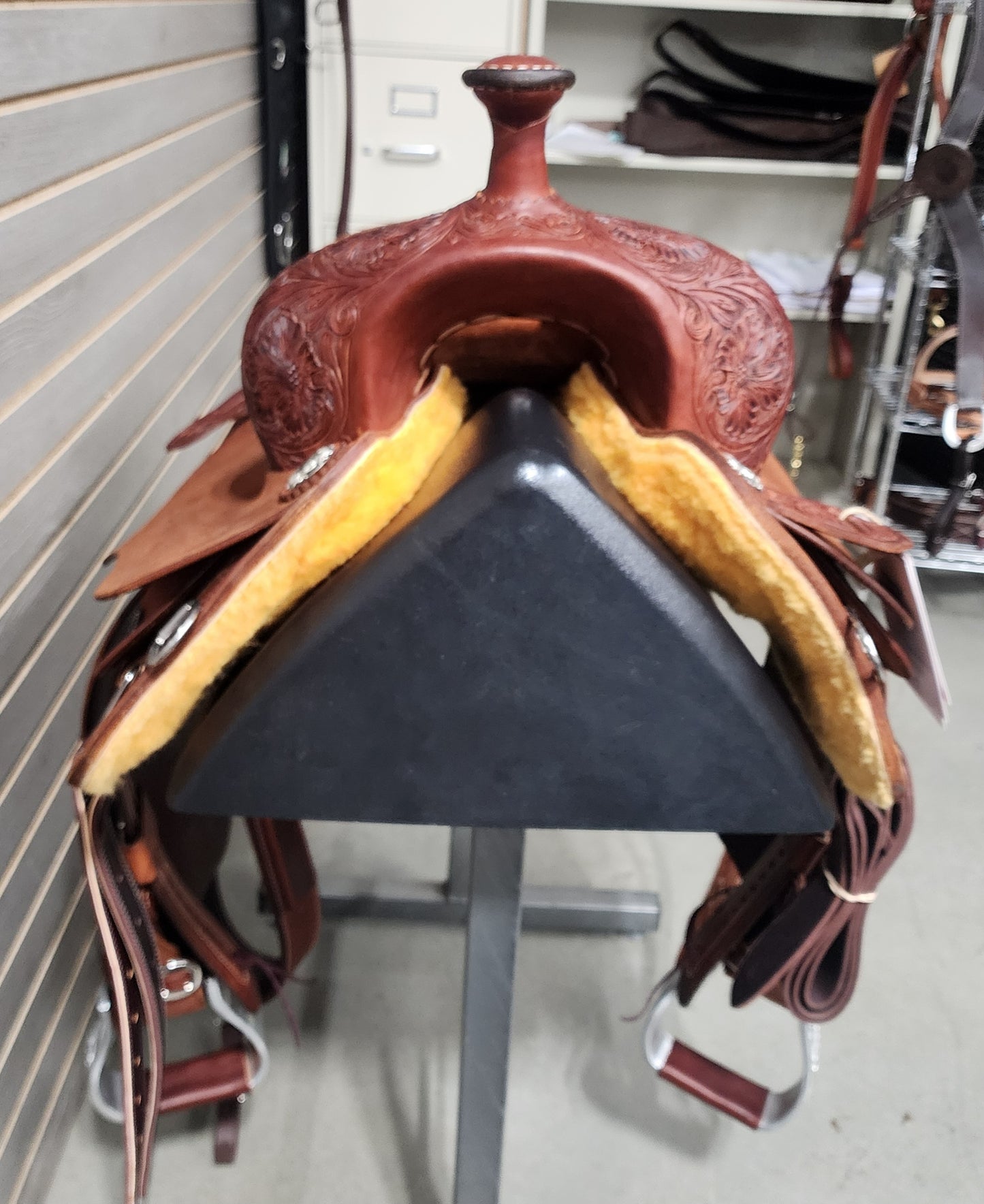 Martin Performance 15" Saddle #10380