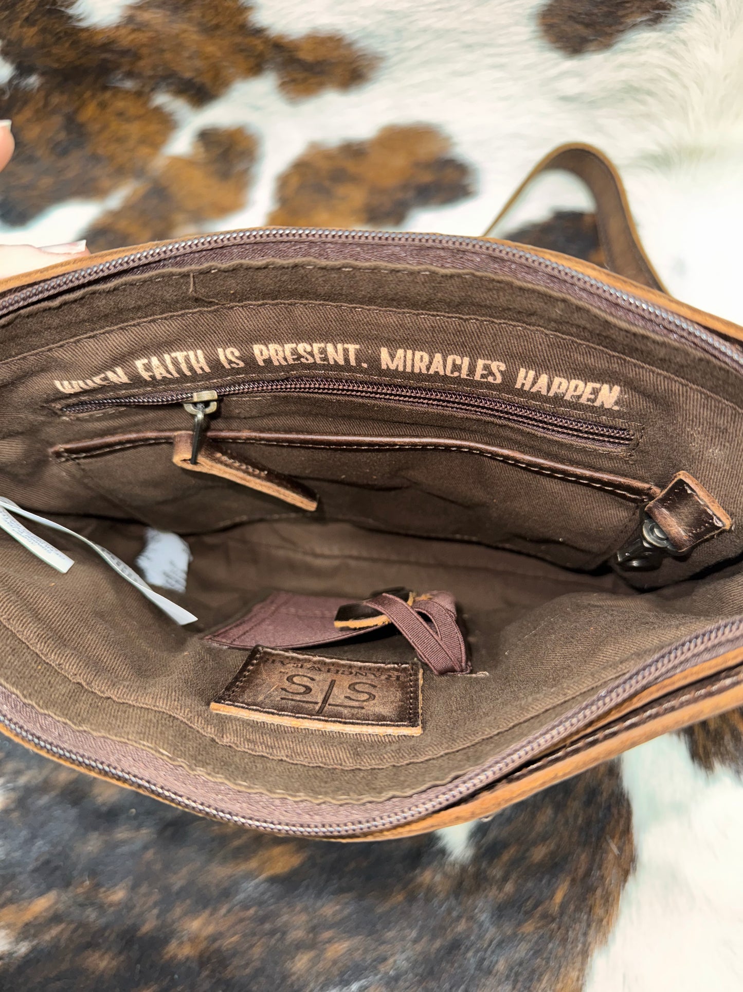 STS Baroness Olivia Crossbody