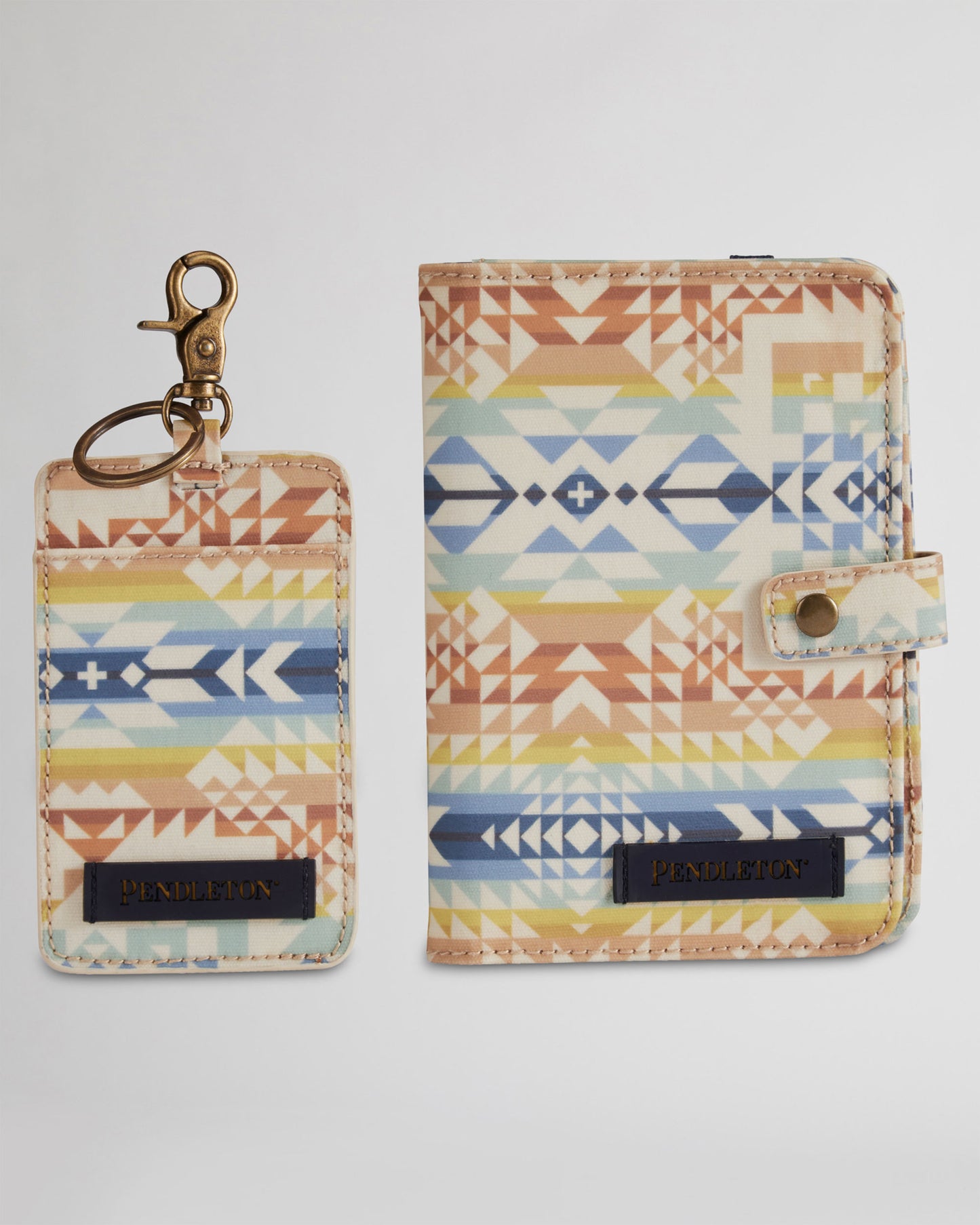 Pendleton Opal Springs Canopy Canvas/PVC Travel Set