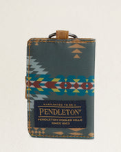 Load image into Gallery viewer, Pendleton Compact Key Ring Wallet
