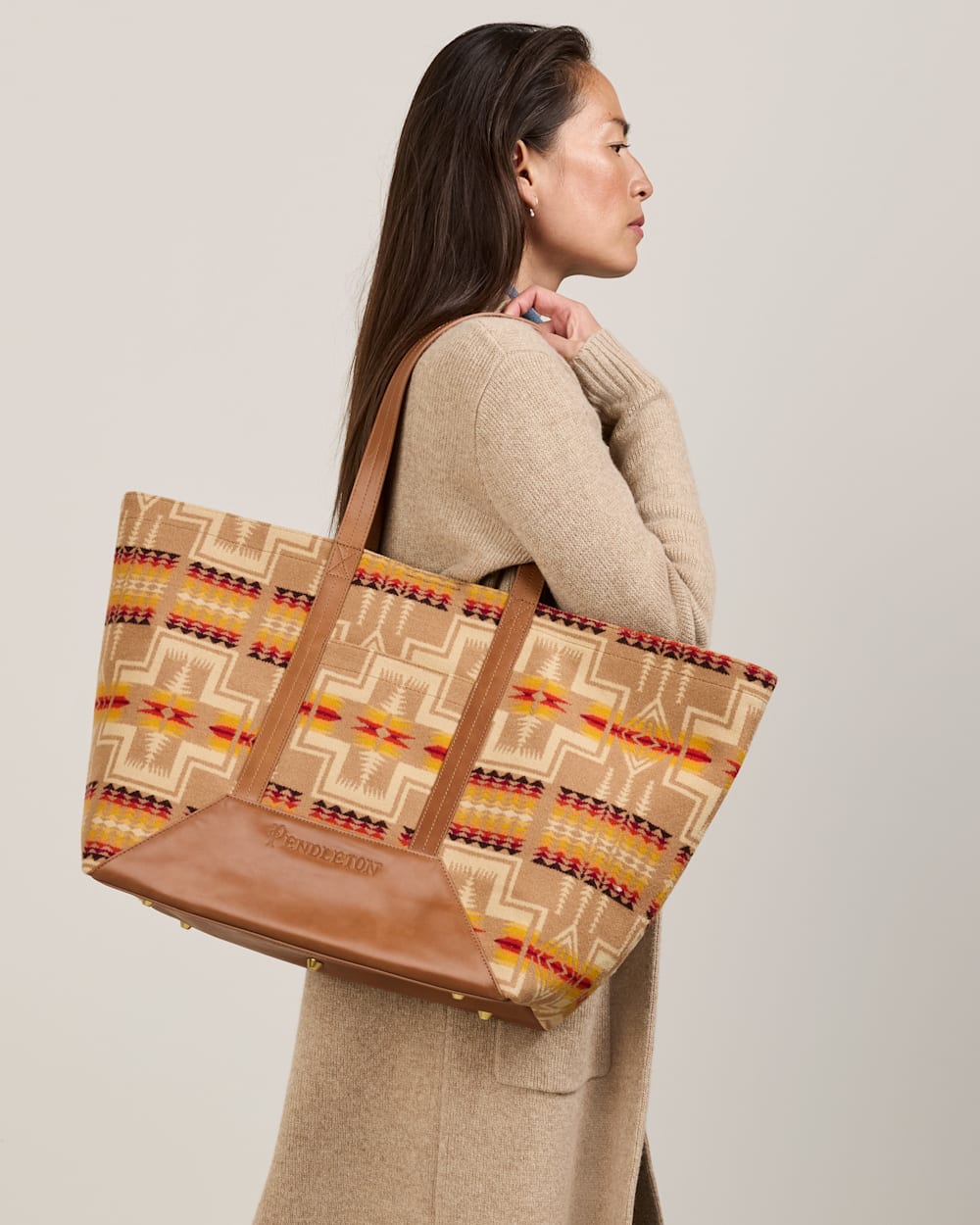 Pendleton Harding Tan Look West Wide Tote