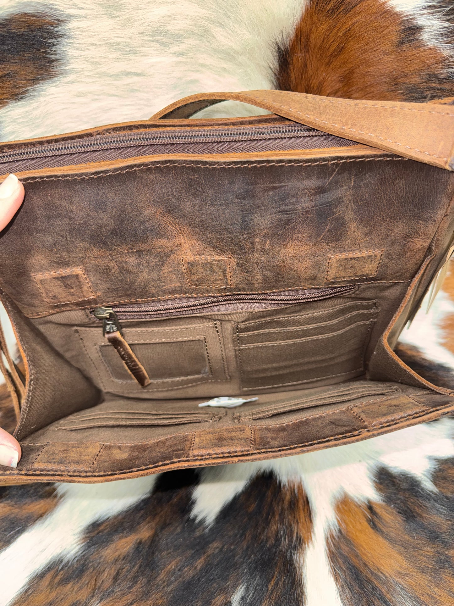 STS Baroness Olivia Crossbody