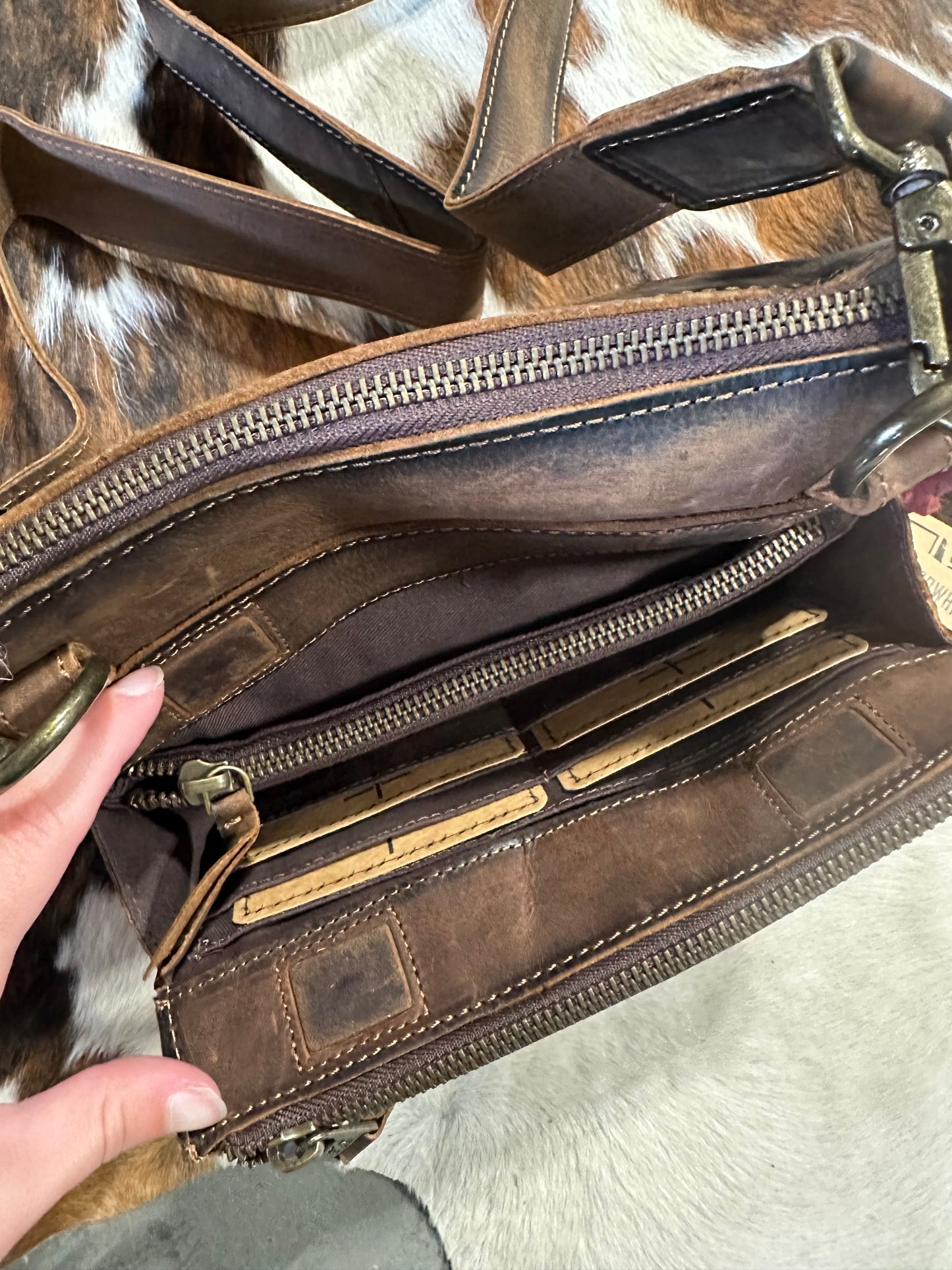 STS Basic Bliss Lily Crossbody