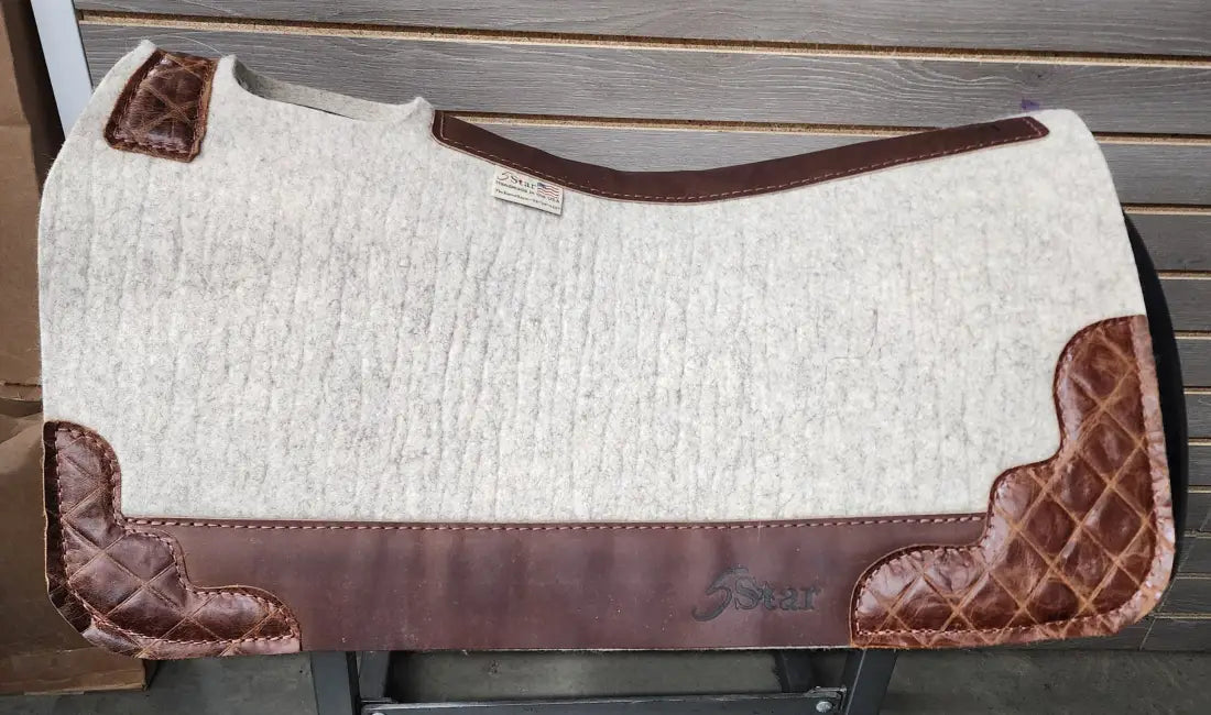5 Star Barrel Racer Saddle Pad (Multiple Options Available) 30X28 7/8’’ Natural w/ Plain Wear Leathers & Carmel Diamond