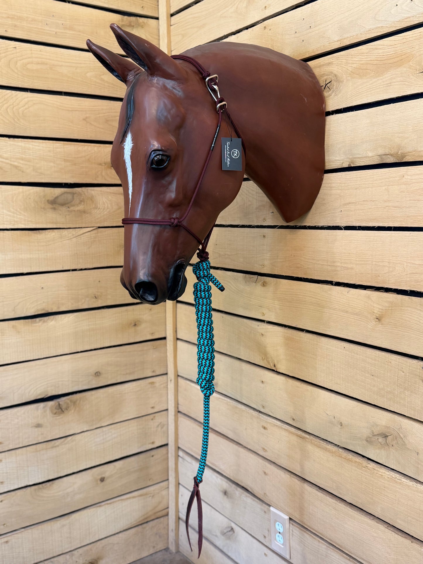 Twisted Knot Halters Rope Halter w/ Easy Off Clip & Lead