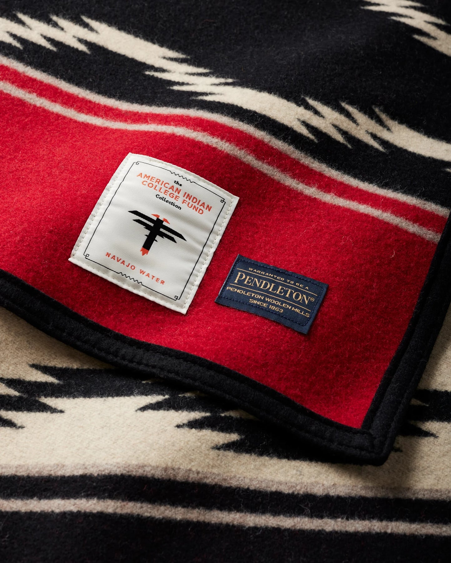 Pendleton Water College Fund Wool Blanket