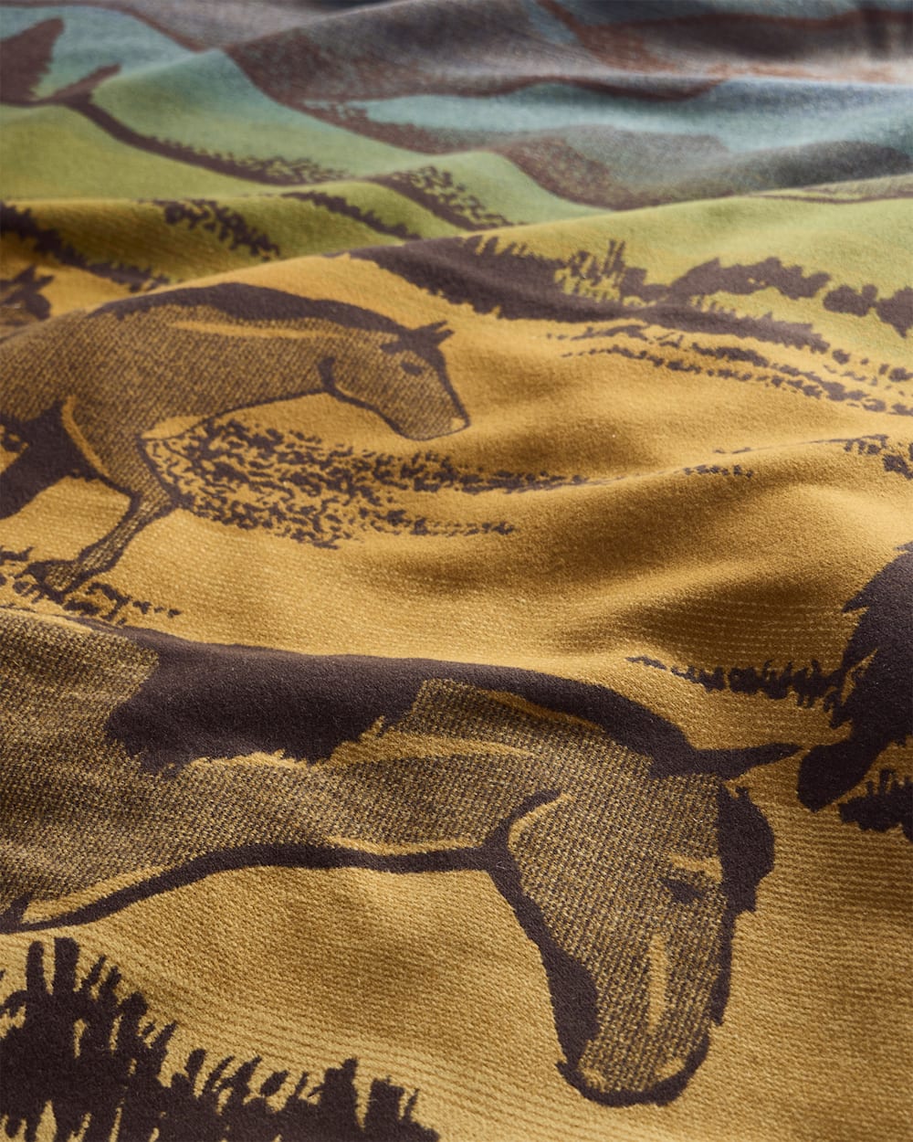 Pendleton Shadow Mountain Jacquard Wool Blanket