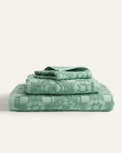 Pendleton Sculpted Marine Towel Collection