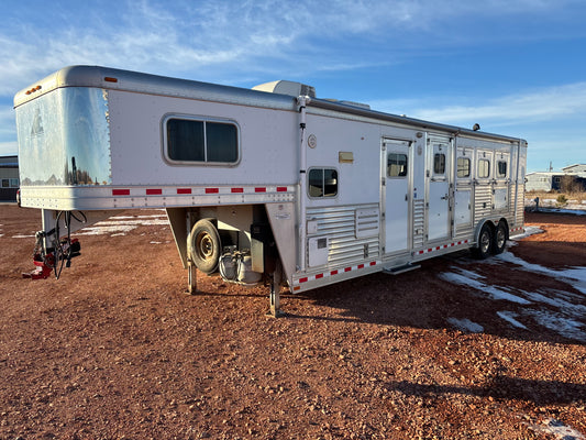 2008 Elite 4 Horse Living Quarters Trailer