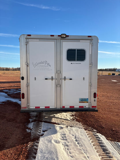 2008 Elite 4 Horse Living Quarters Trailer