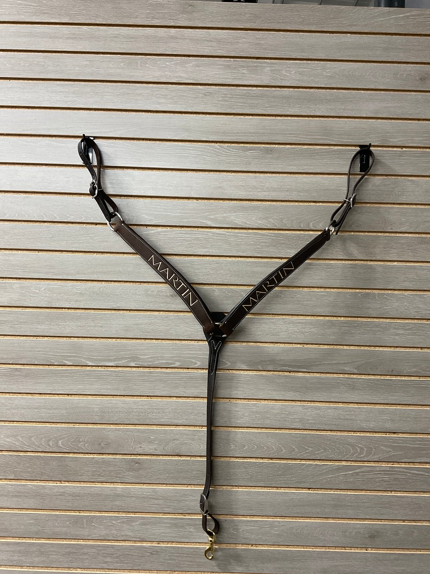Martin Breastcollar Chocolate Roughout Martin Logo - 1 ¾"