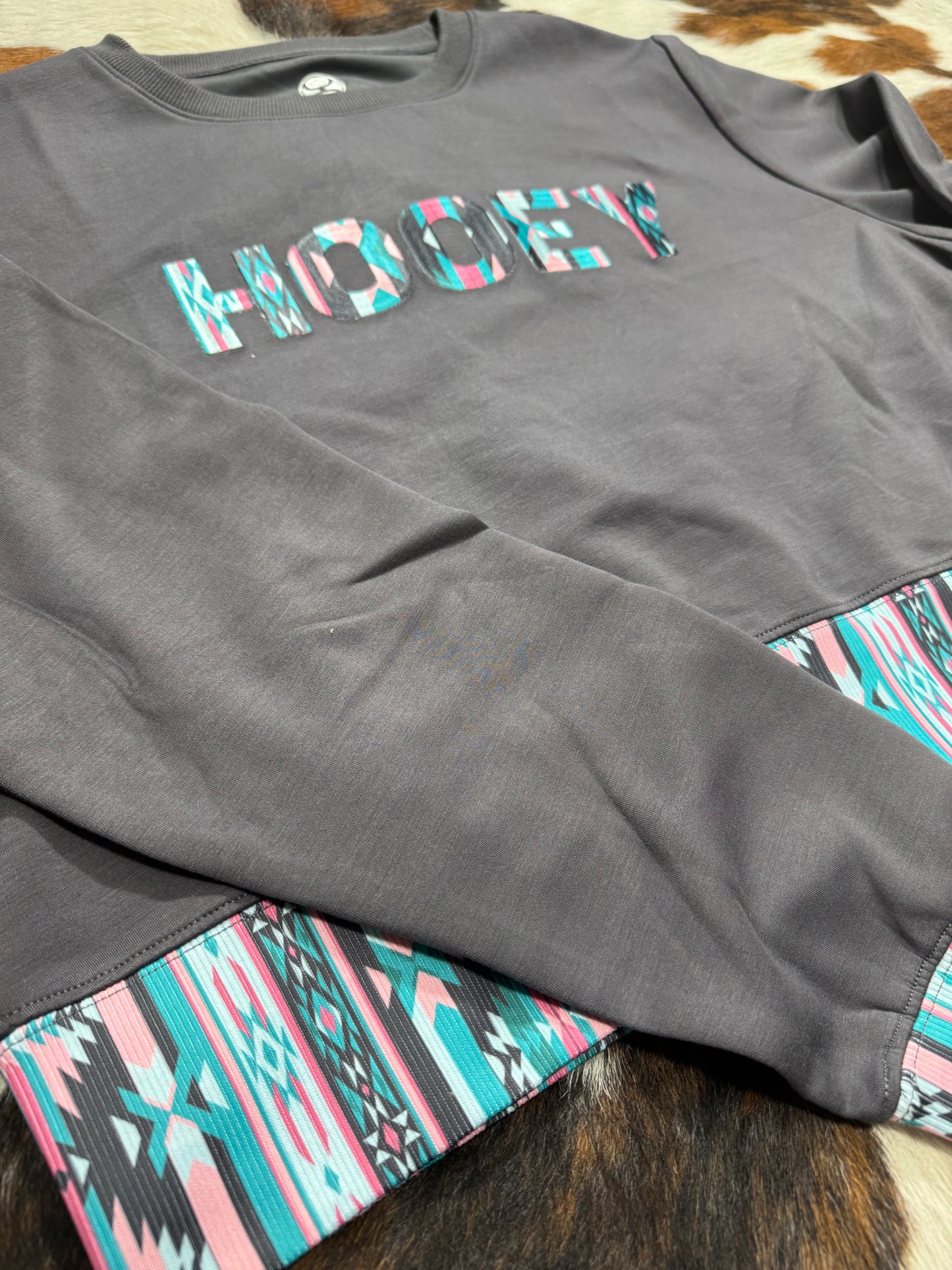 Hooey Women's Charcoal Aztec Cropped On Deck Pullover