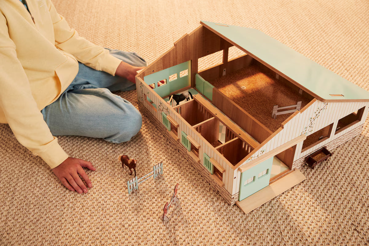 Breyer Deluxe Arena Playset