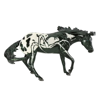 Breyer Traditional Series "Arachne Halloween Horse 2025"
