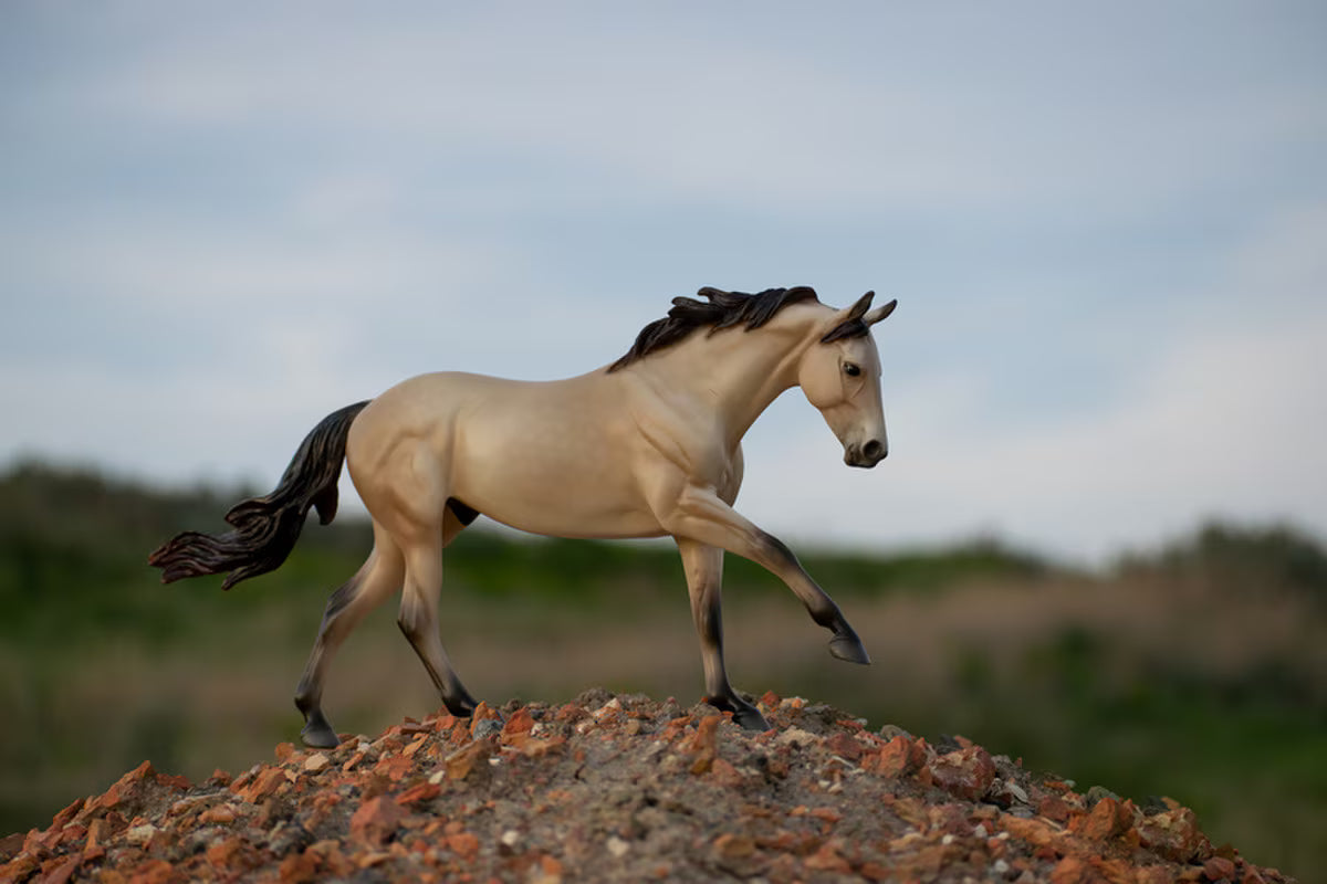 Breyer Traditional Series "Cash Quarter Horse"