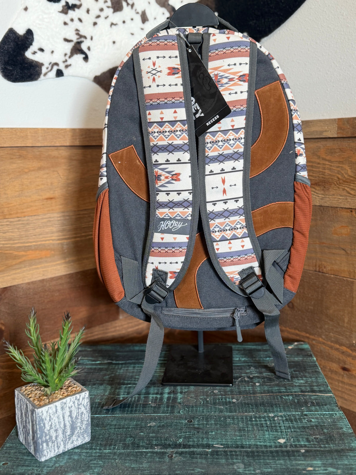 Hooey Recess Backpack : Cream/Grey Aztec w/Rust Pocket