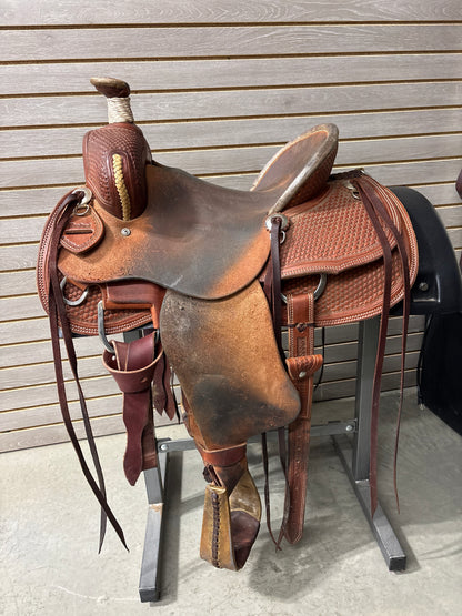 Used. Cashel 14" Ranch Saddle