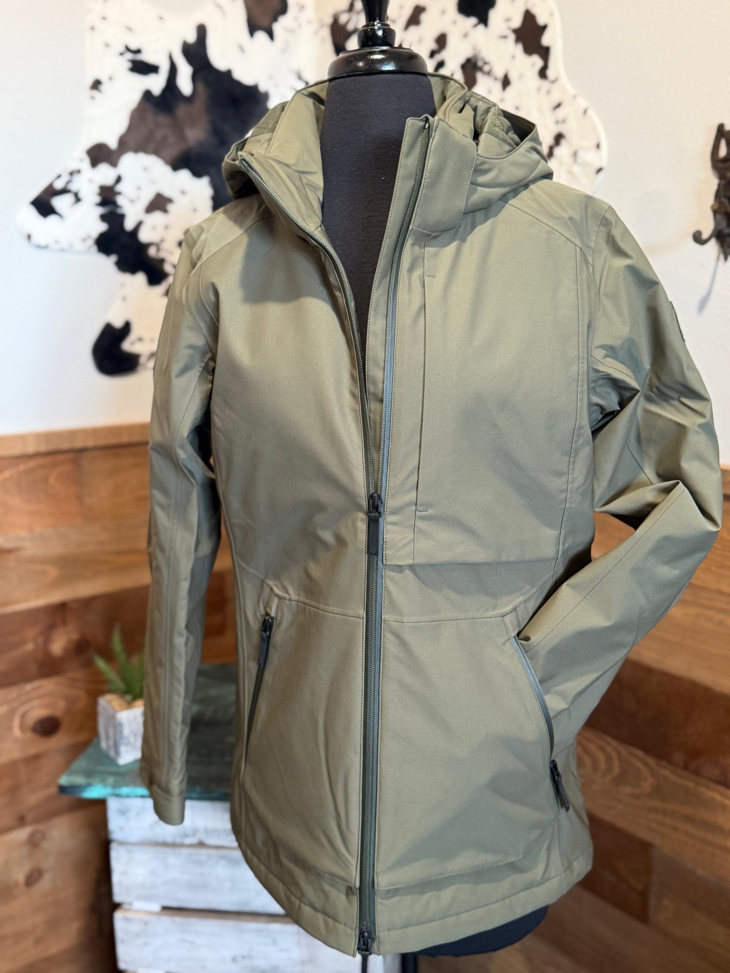 Ariat Women's Kalamata Outer Banks Waterproof Jacket