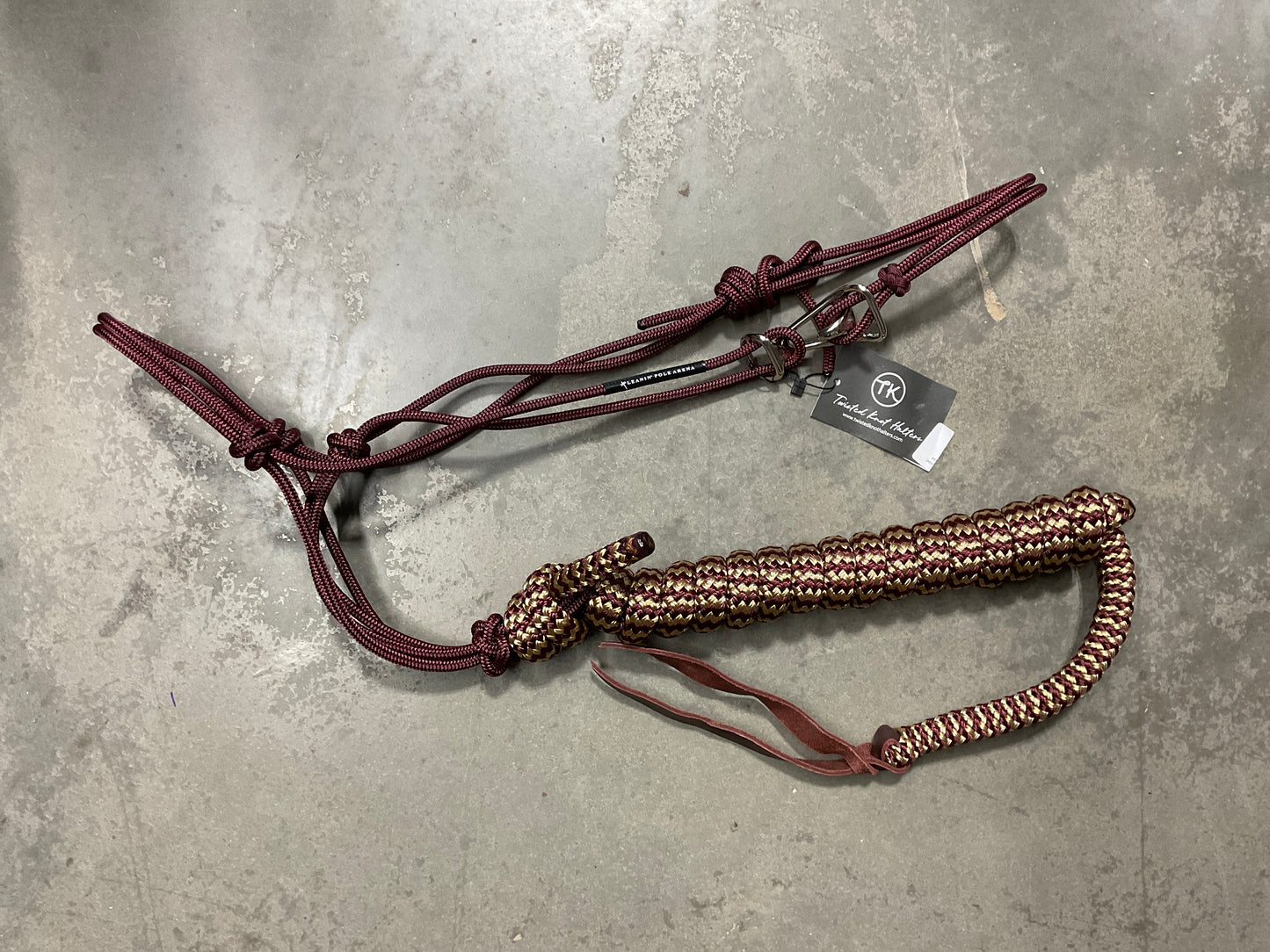 Twisted Knot Halters Rope Halter w/ Easy Off Clip & Lead