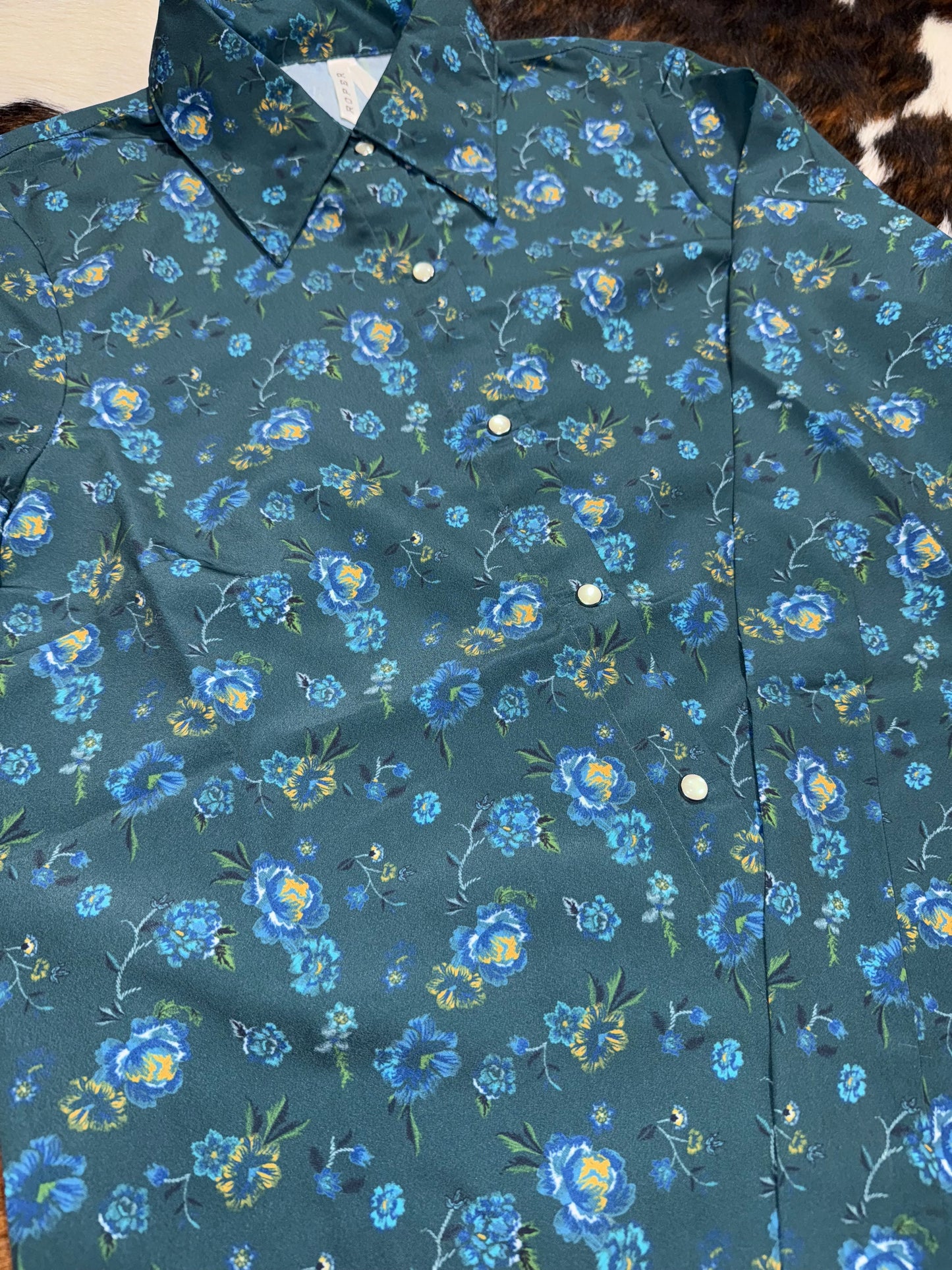 Roper Women's Teal Floral Printed Western Shirt