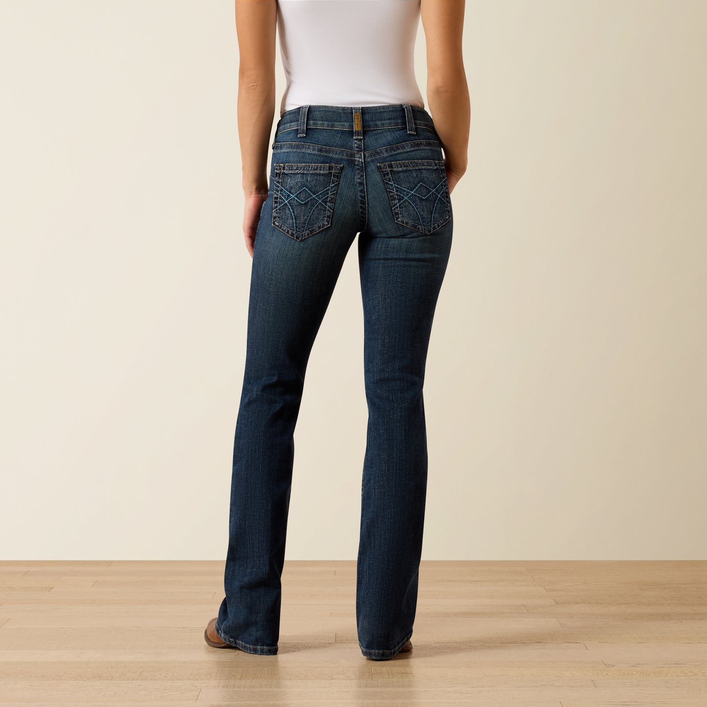 Ariat Women's Mid Rise Pasadena Luisa Bootcut Jean