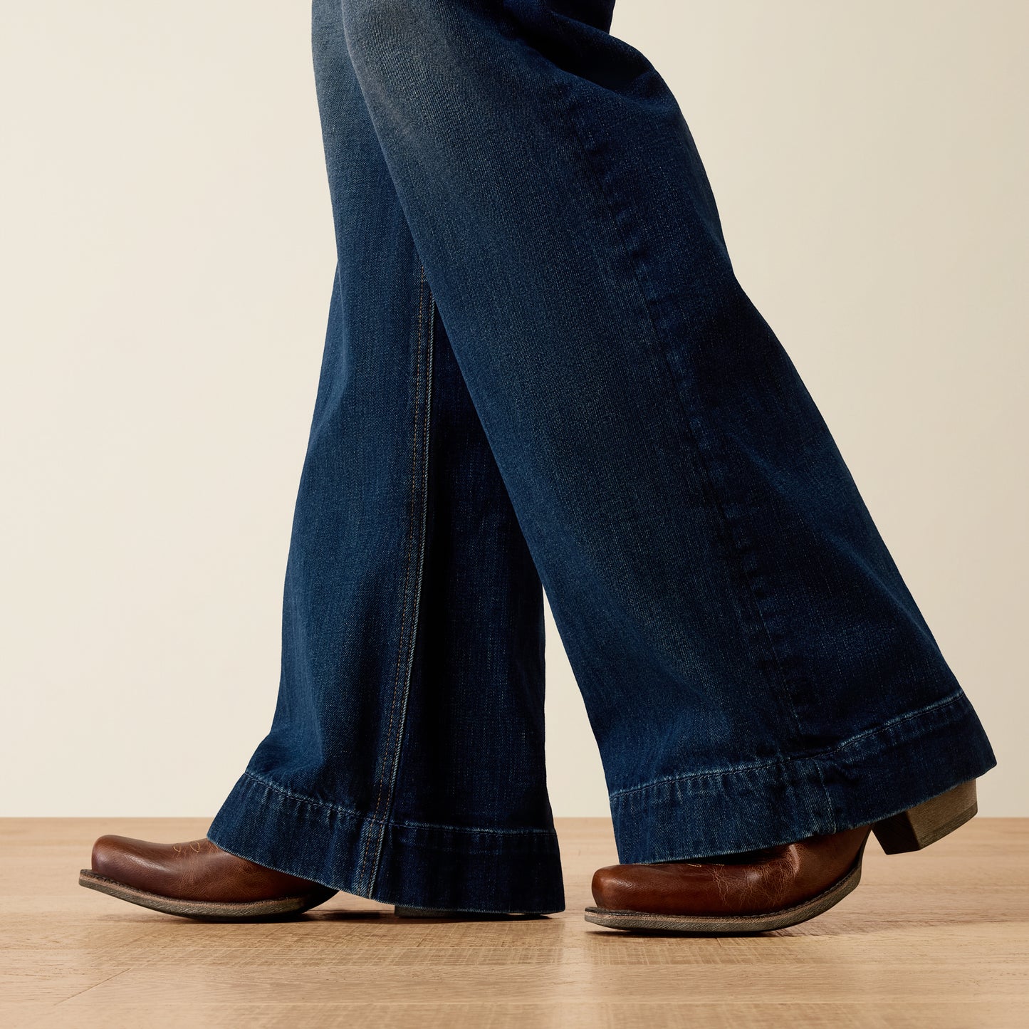 Ariat Women's Perfect Rise Atmore Petra Wide Leg Jean