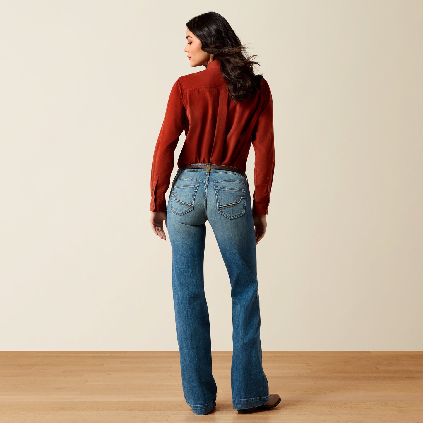 Ariat Women's Mid Rise Albuquerque Fabiana Trouser Jean