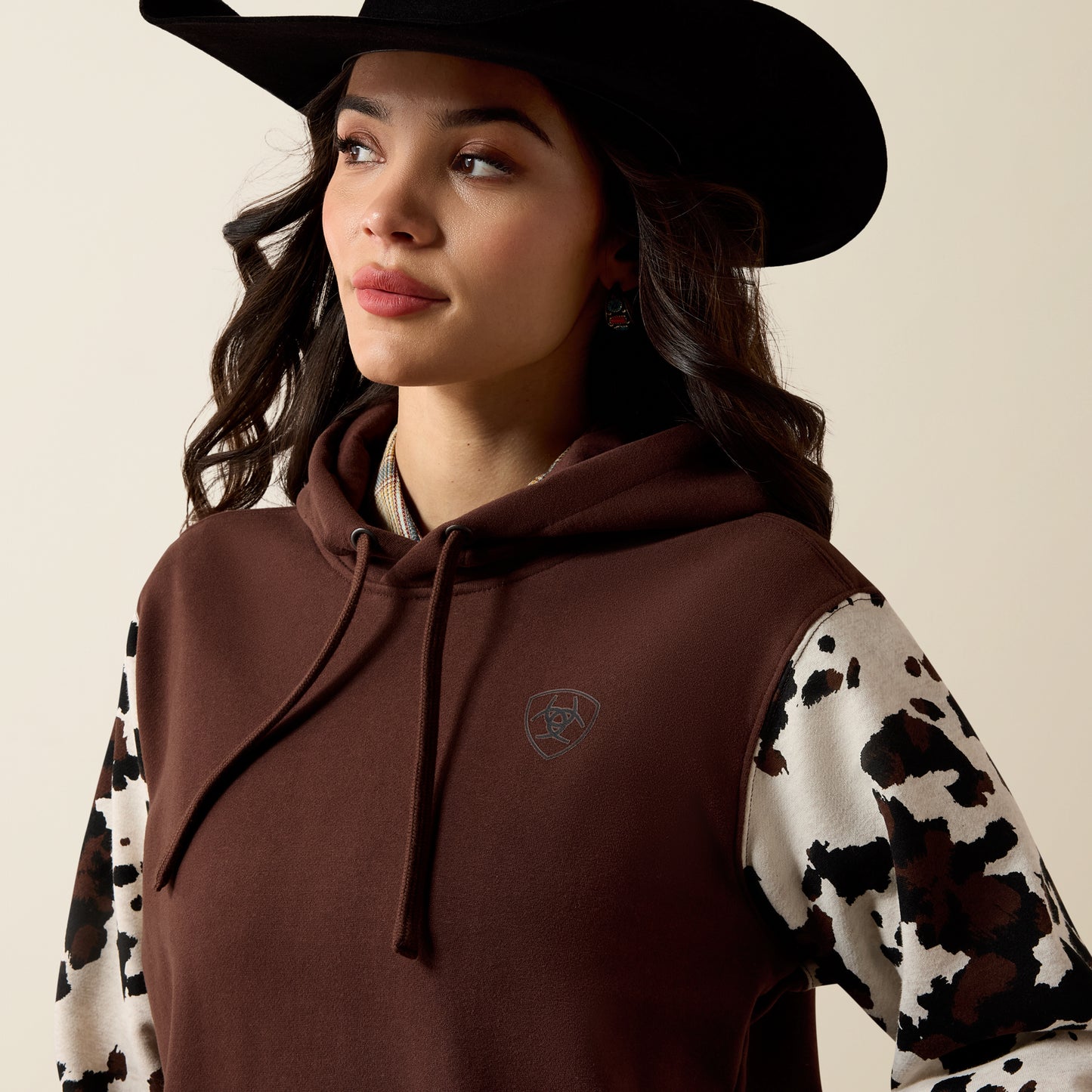 Ariat Women's Chicory Coffee Logo 2.0 Printed Hoodie