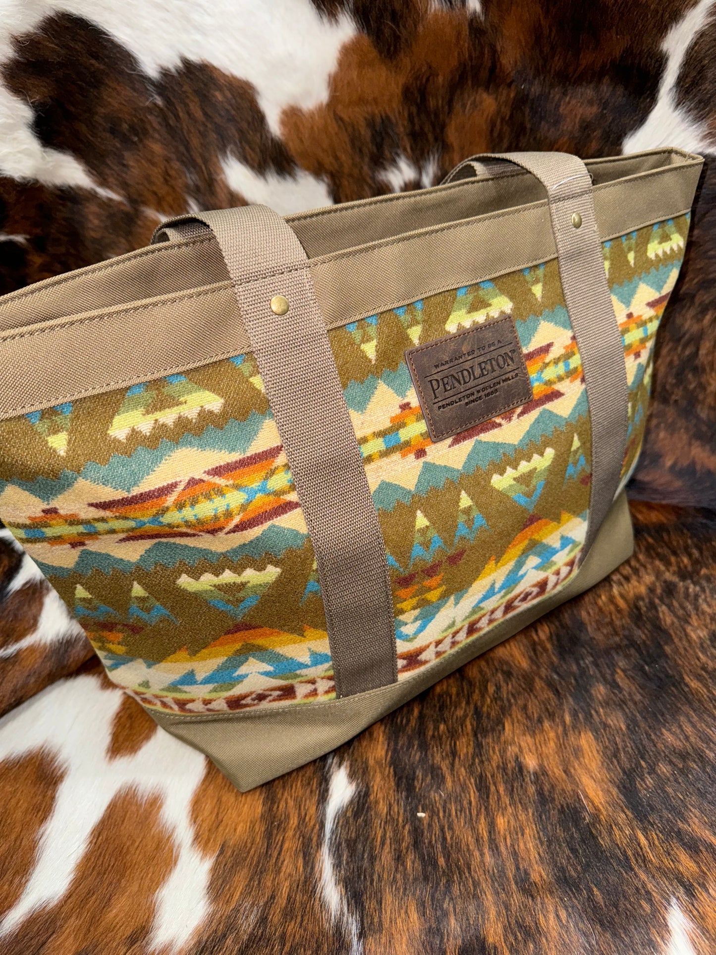 Pendleton Wool Zip Tote