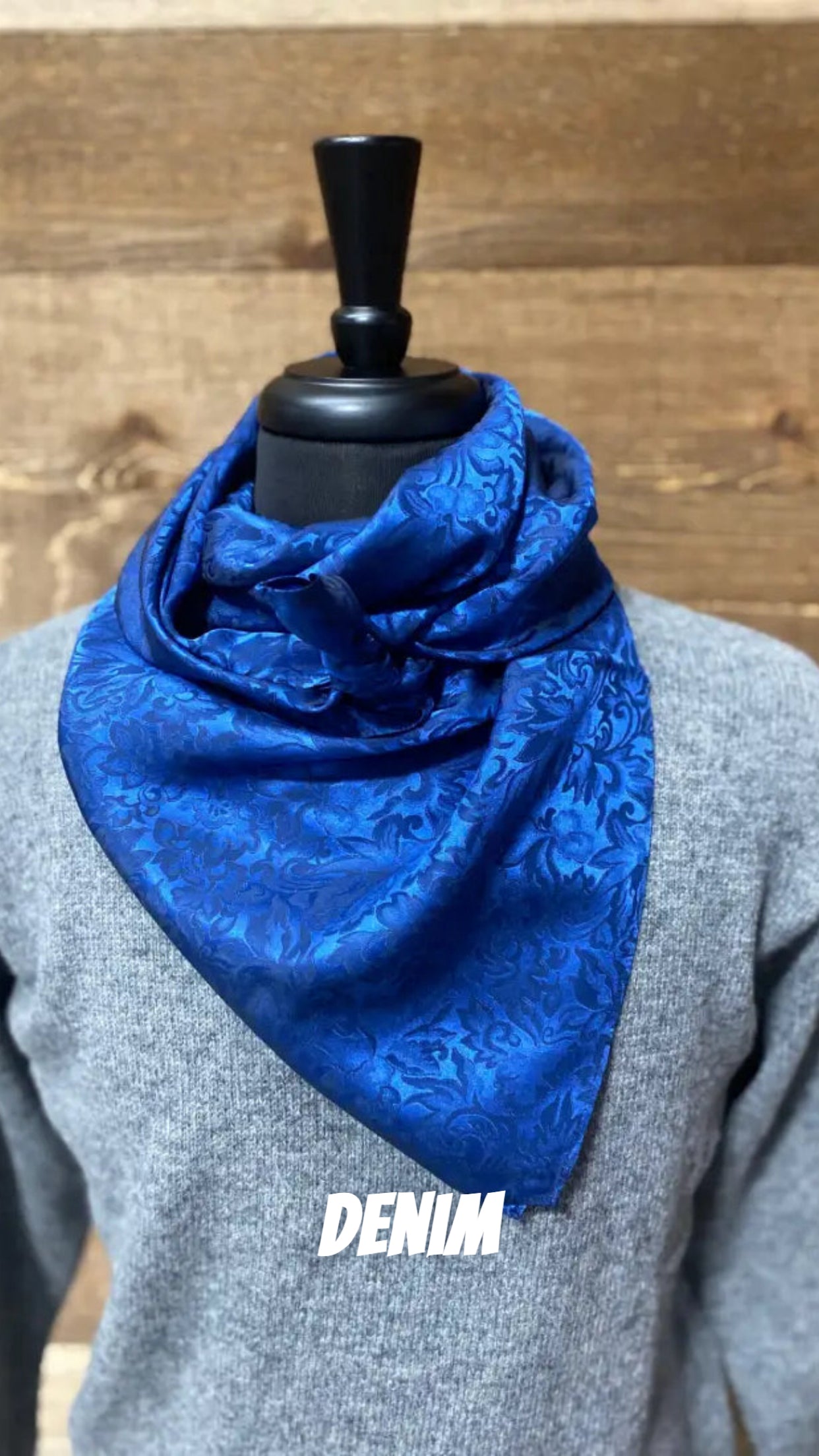 Wild Rags by Lois - Jacquard