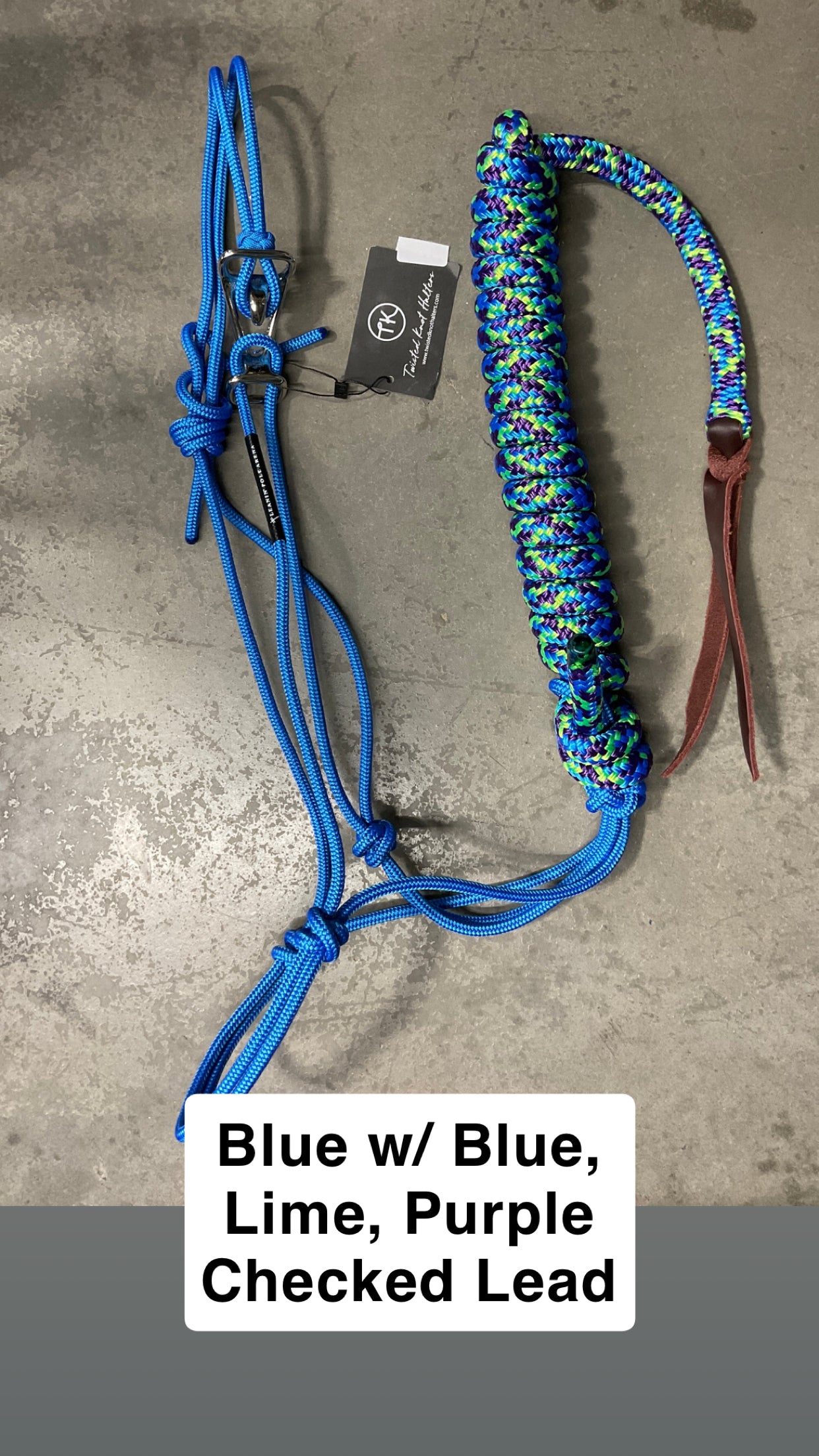 Twisted Knot Halters Rope Halter w/ Easy Off Clip & Lead