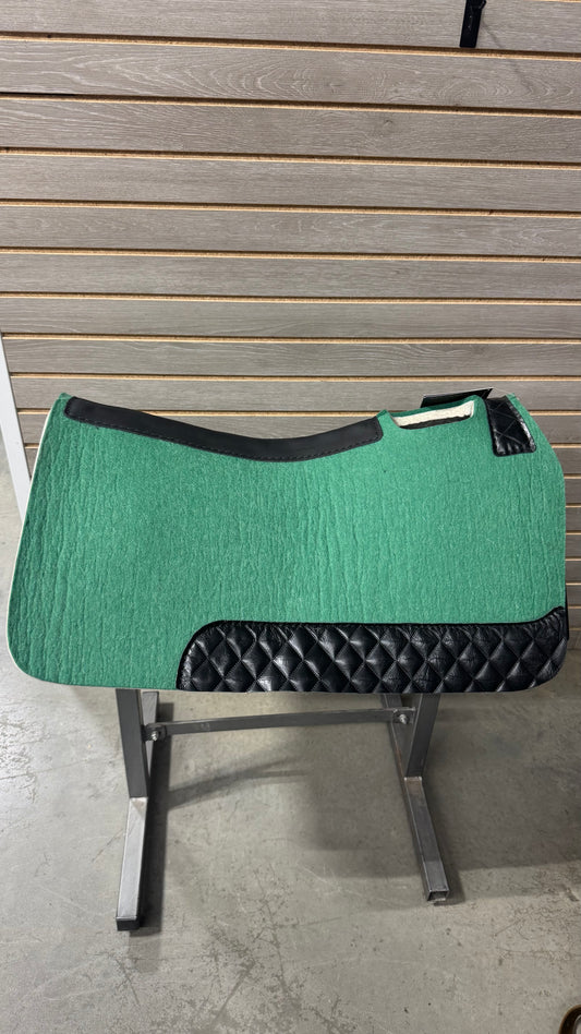 5 Star Barrel Racer Saddle Pad (Green with Black Diamond Wear Leathers) 30X28