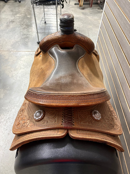 Used. 14.5" Leanin' Pole Rope Saddle