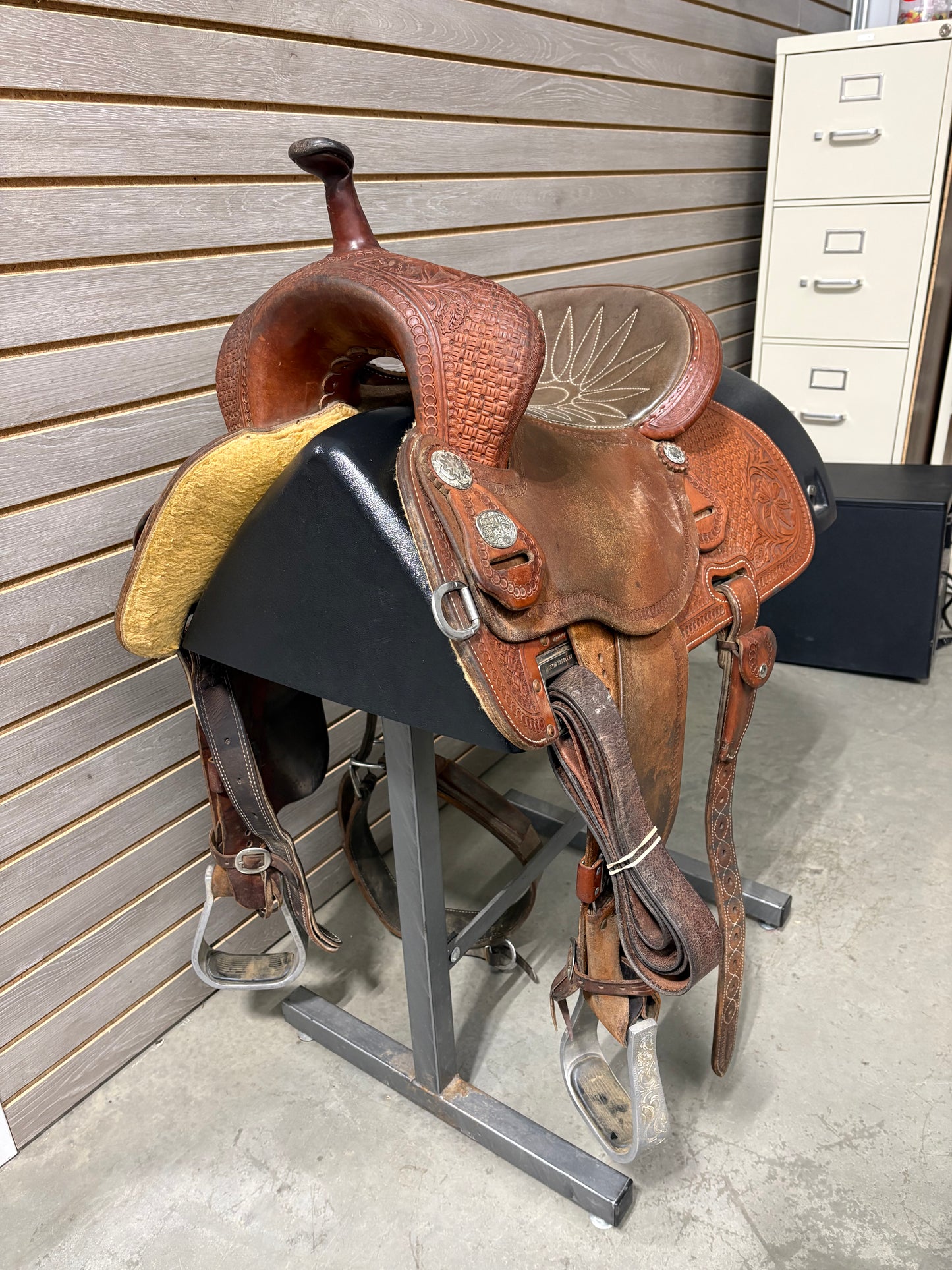 Used Martin Stingray 13.5" Barrel Saddle #01110