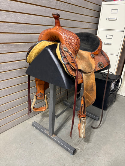 Used 15" Lazy "L" by Larry Coats Barrel Saddle