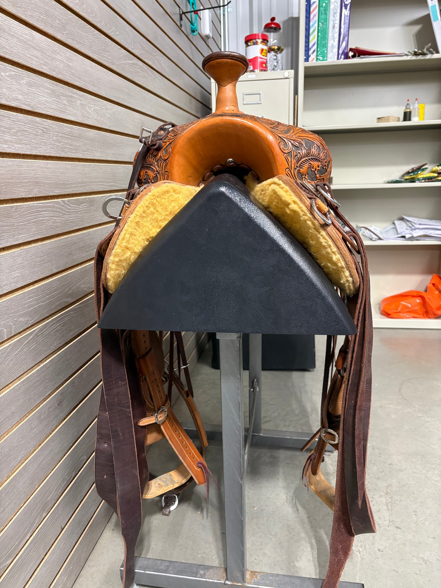 Used. Martin 15" Ranch Saddle #12240