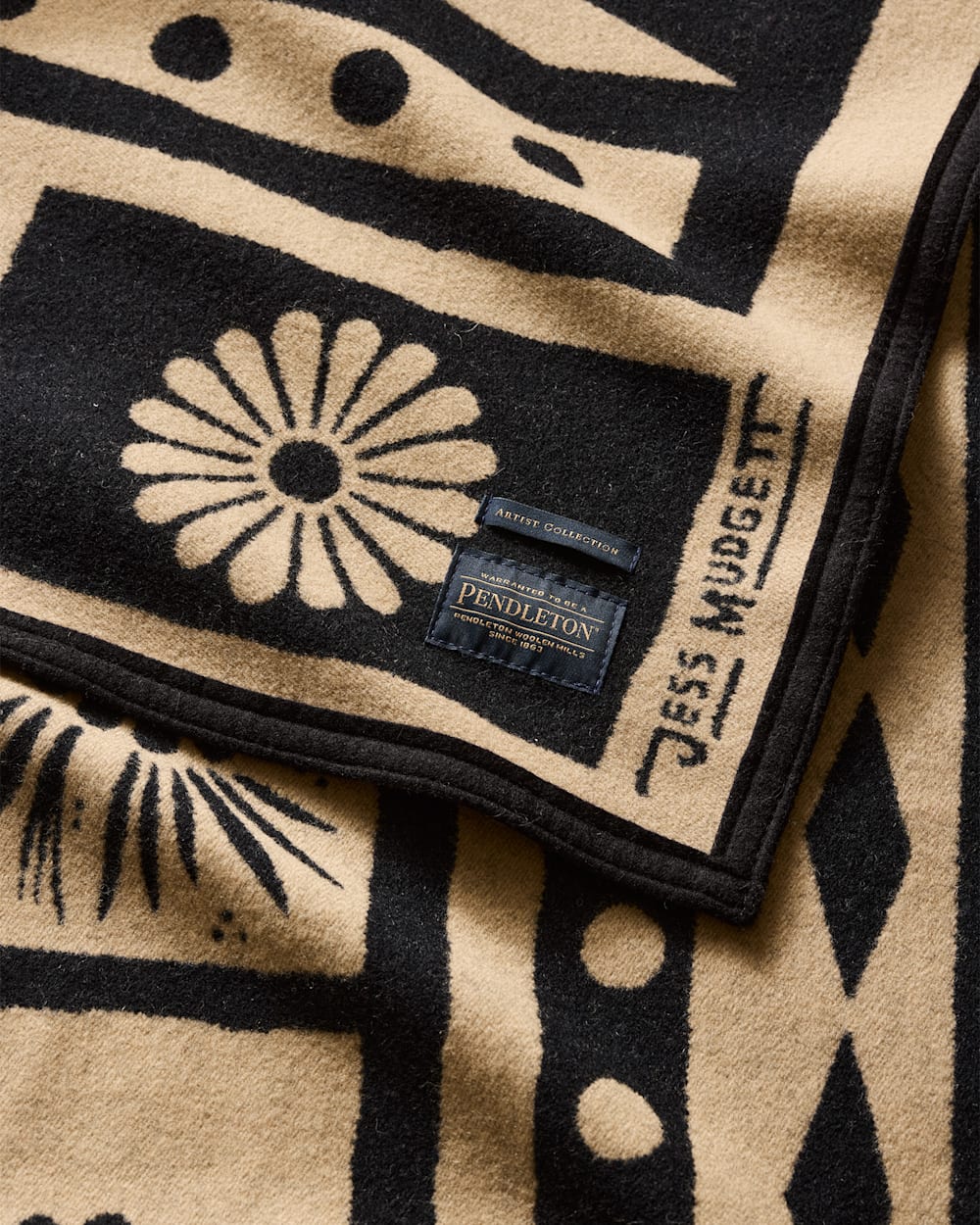 Pendleton Saratoga Jacquard Wool Blanket