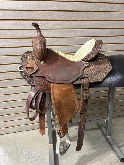 Used. Double J Pozzi Pro 13.5" Barrel Saddle - Wide Tree