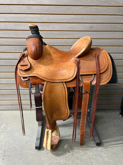 Used. Leanin Pole 15" Rancher