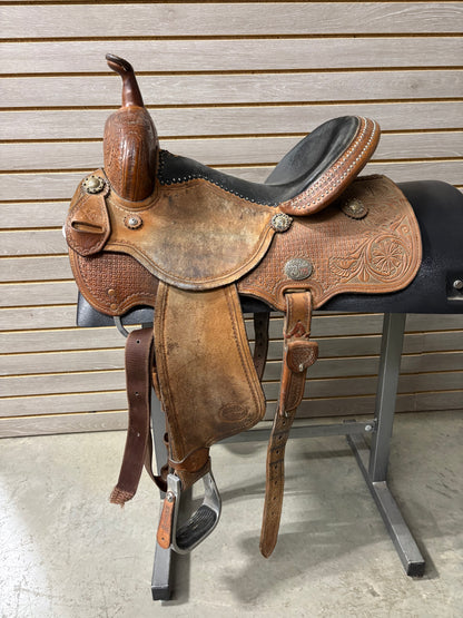 Used. 15"  Reinsman Xtreme Barrel Saddle