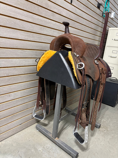 Used. Martin BTR 13.5" Barrel Saddle #10105