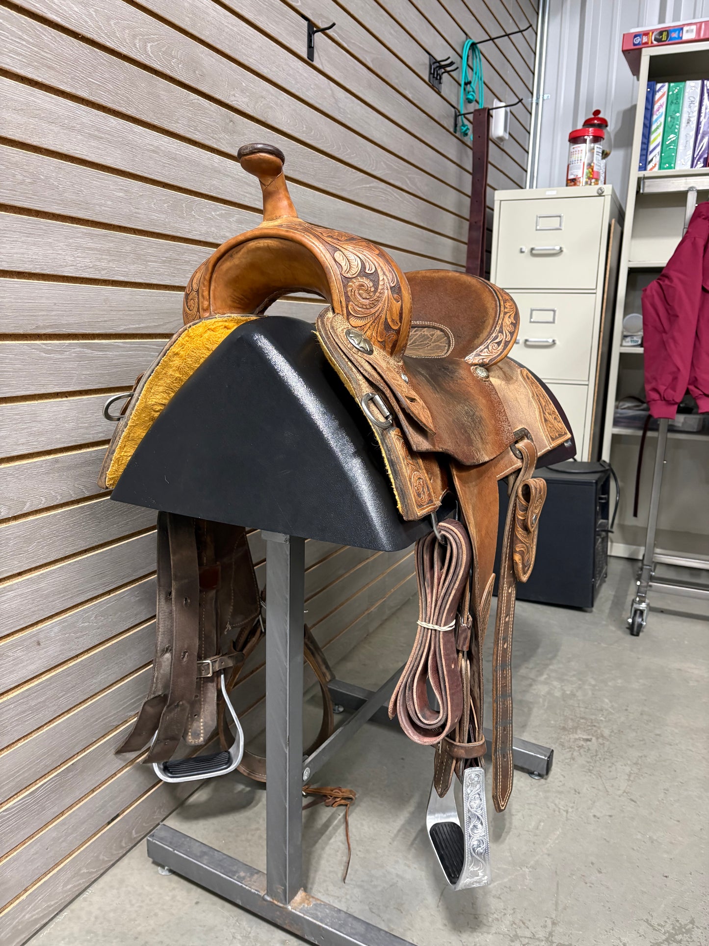 Used. 14" Robbie Phillips Saddle