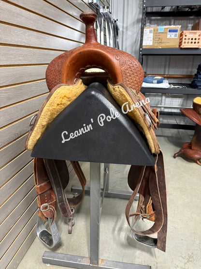 Used. Martin BTR 13.5" Barrel Saddle #06181