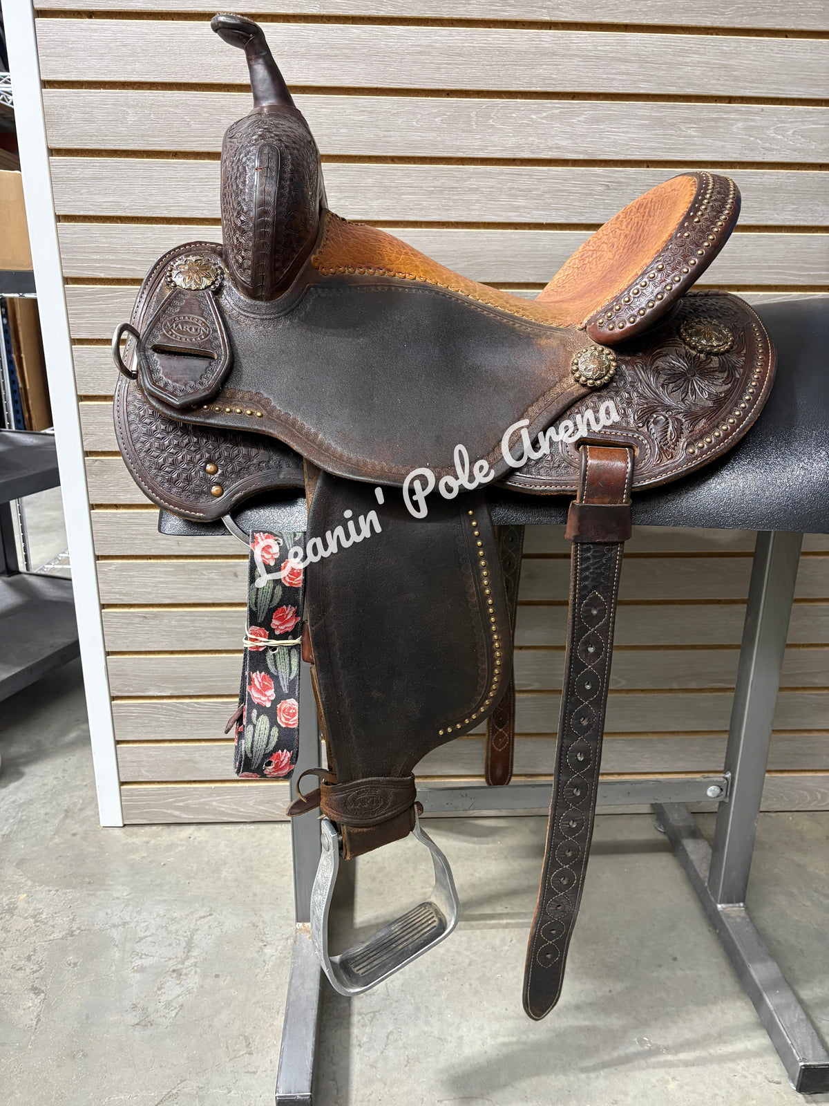 Used. Martin 14" BTR Barrel Saddle #70180