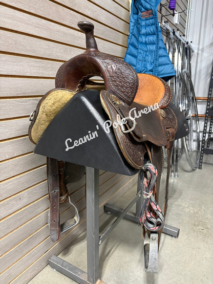 Used. Martin 14" BTR Barrel Saddle #70180
