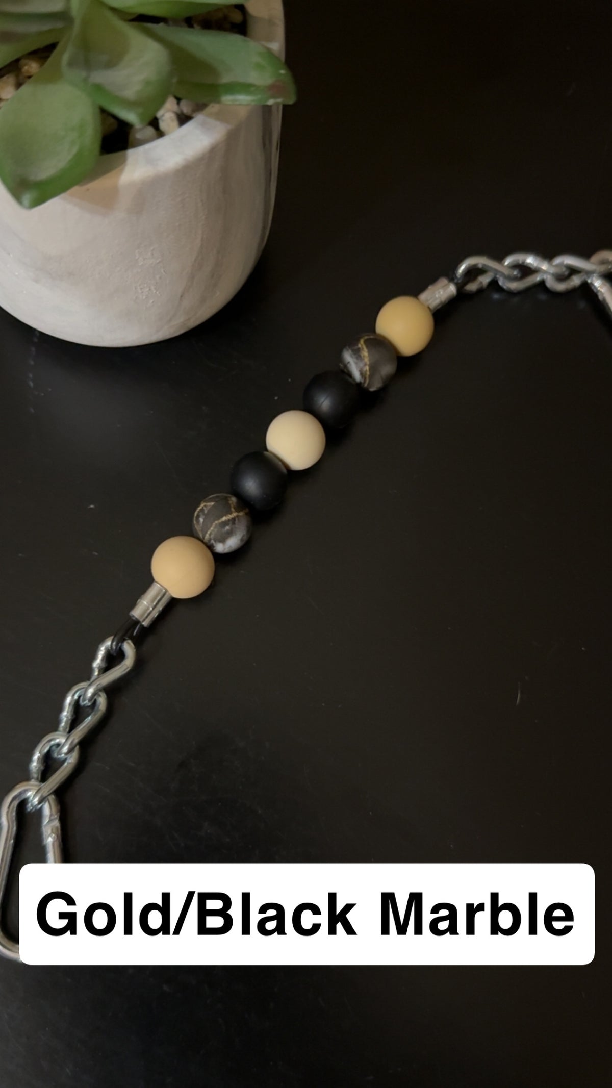 Silicone Bead Curb Strap