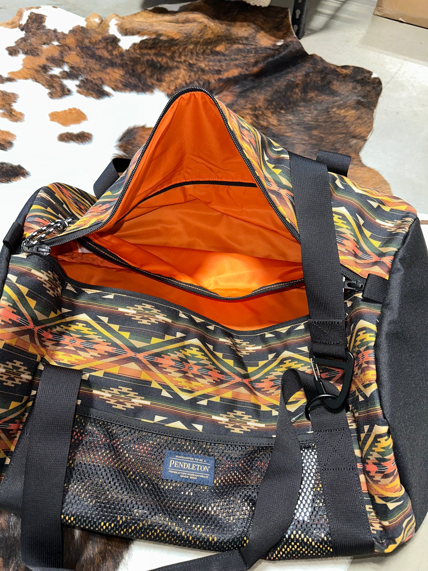 Pendleton Tumalo Olive Carryall Weekender