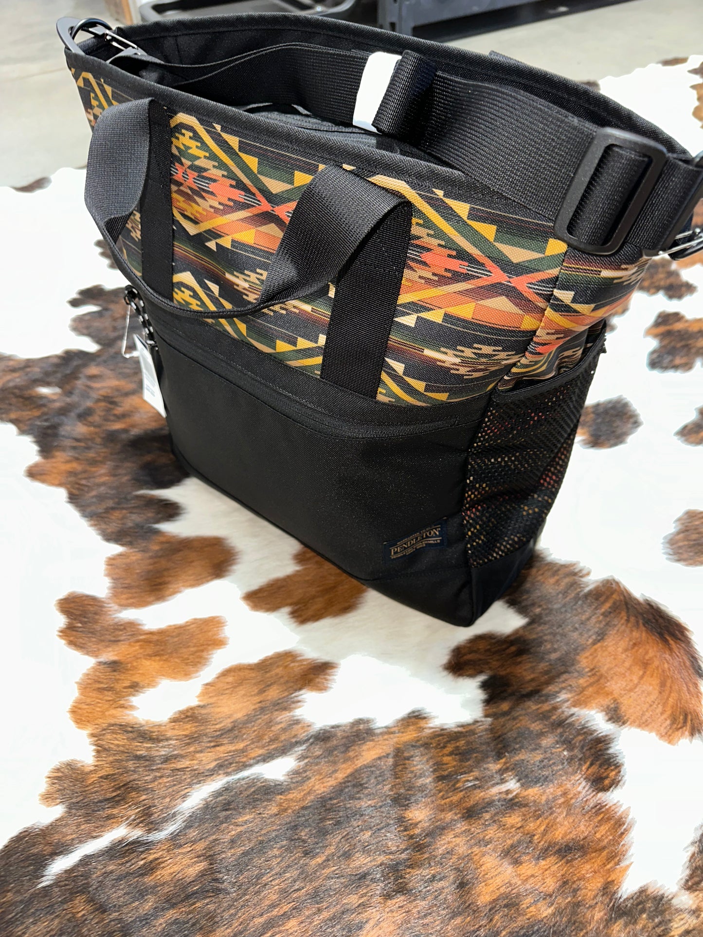 Pendleton Tumalo Olive Carryall Tote