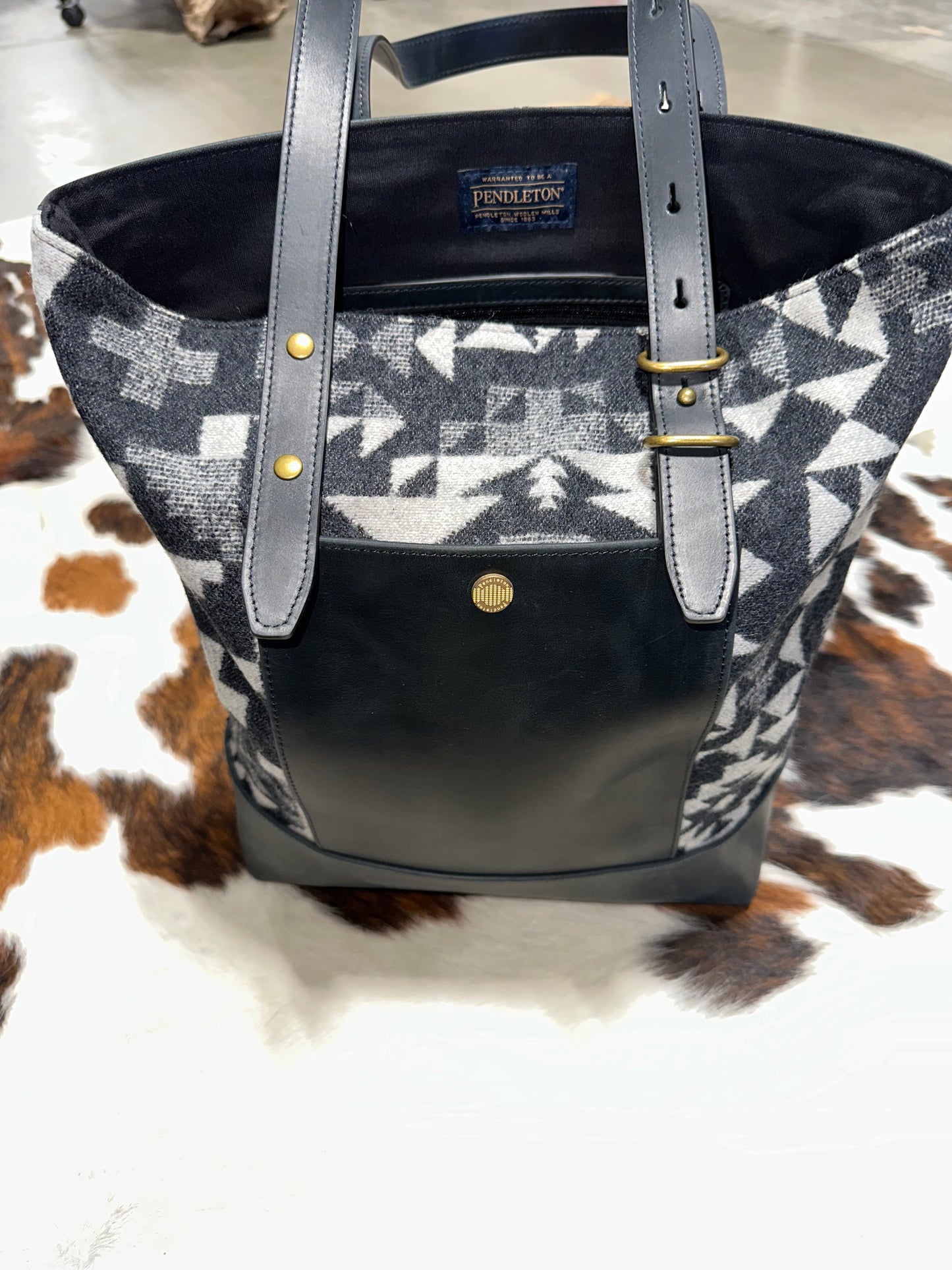 Pendleton Blue Ridge Black Open Tote