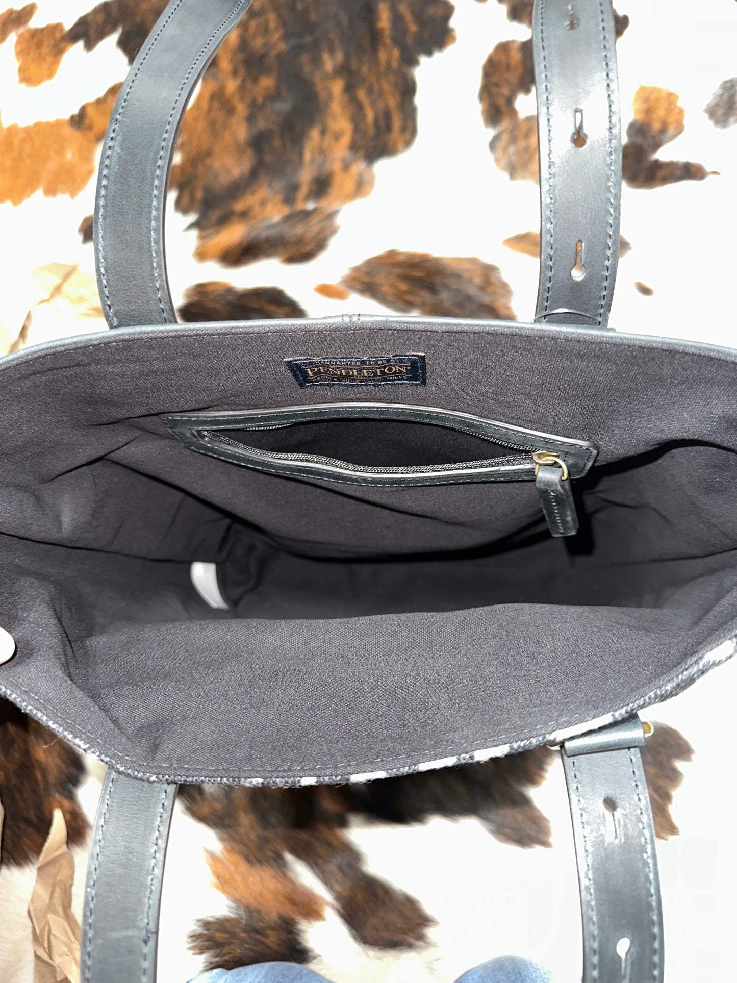 Pendleton Blue Ridge Black Open Tote